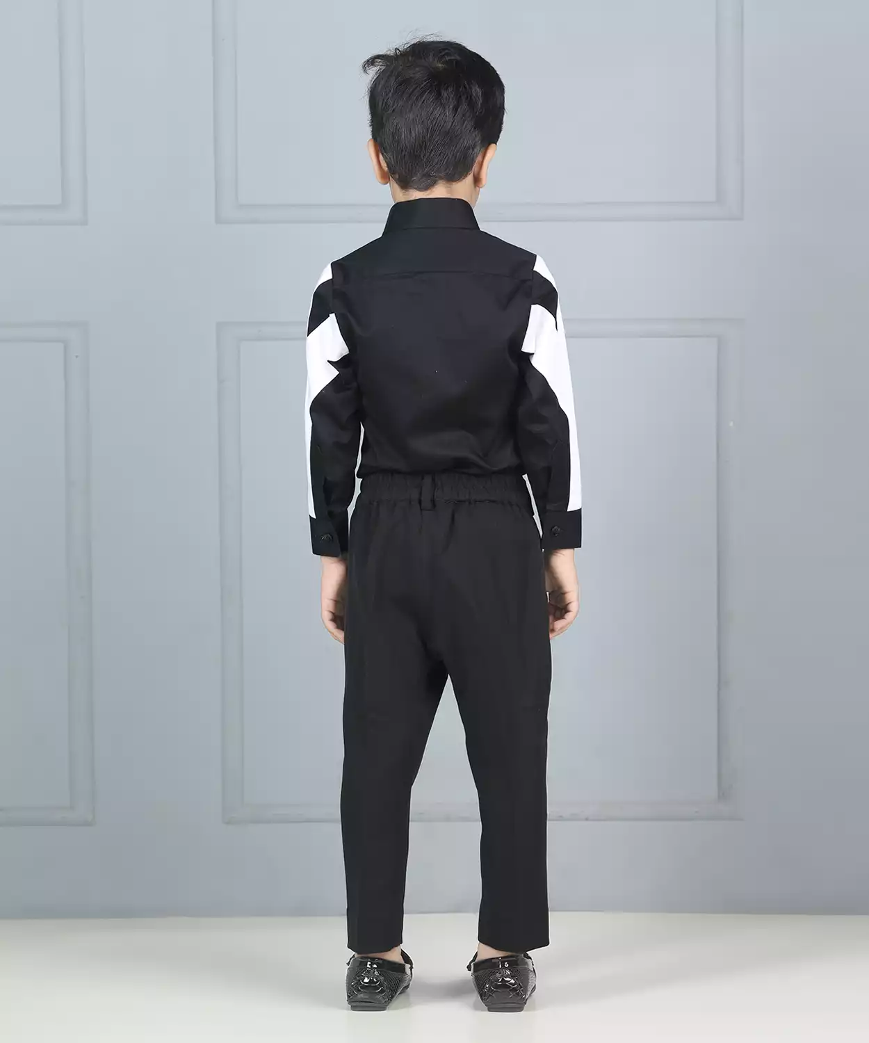 Shirt With Color Block Detailing With Pant