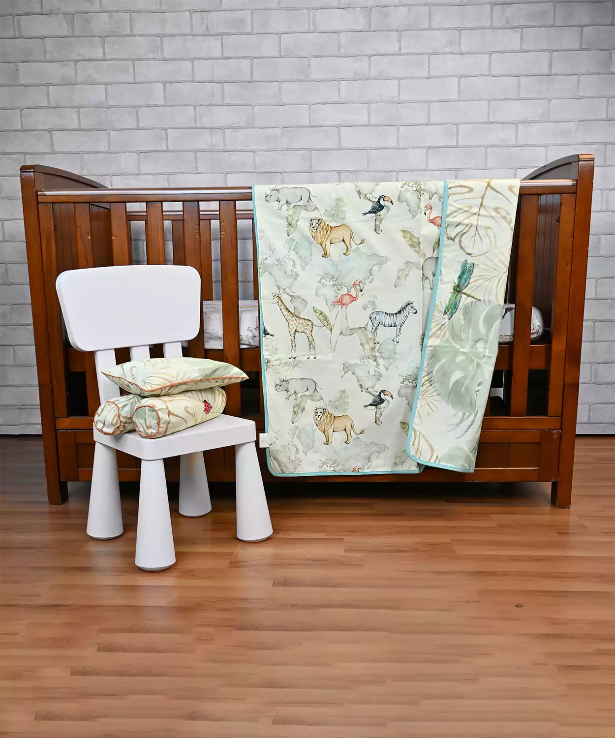 Baby it's wild world - Crib Set of 4