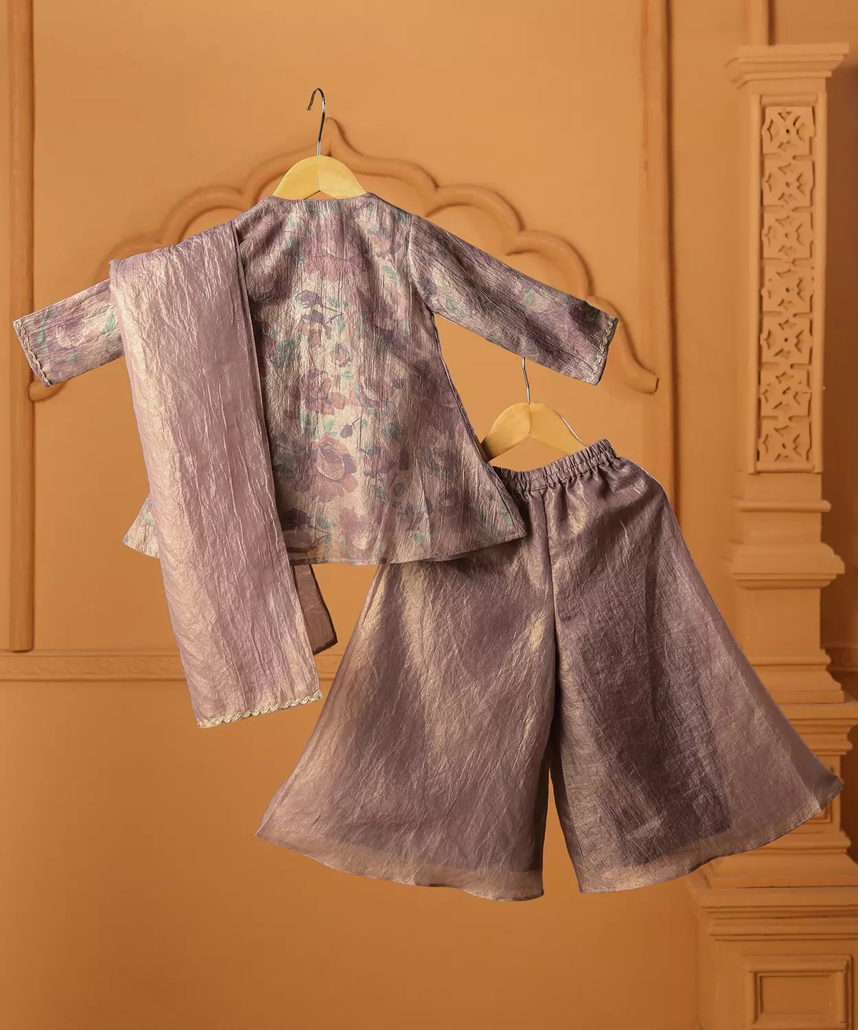 Noor-E-Gul Silk Kurta Set