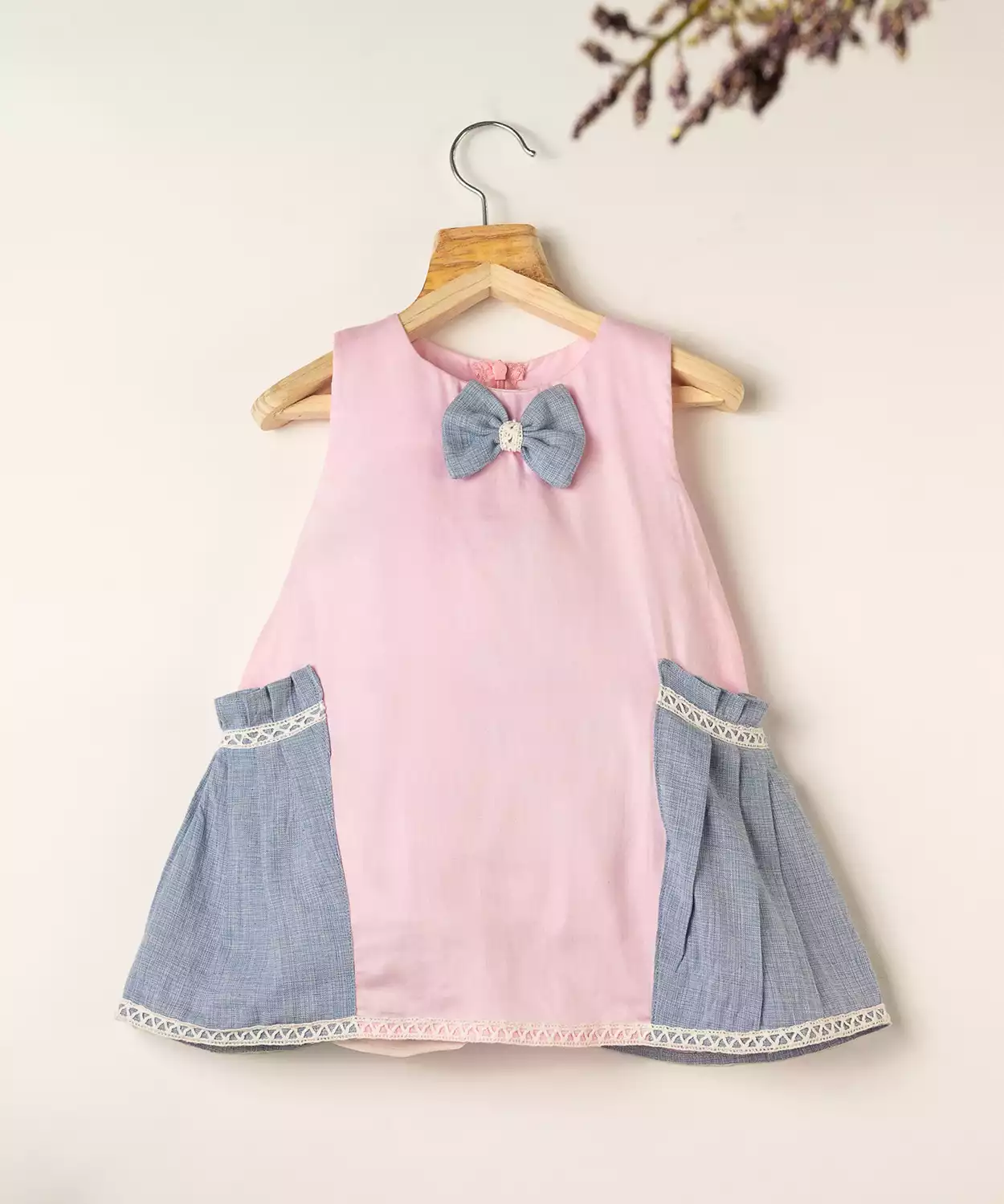 Pink Cotton Dress With Contrasting Pockets