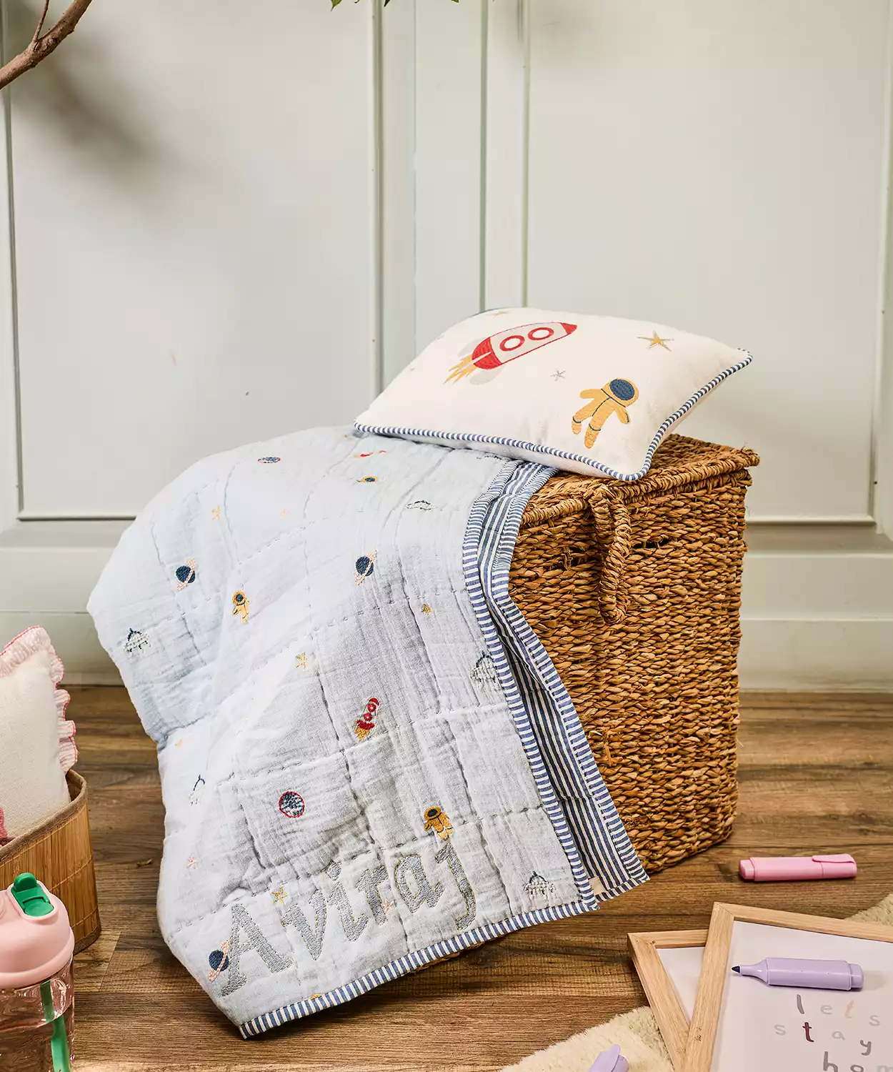 Cosmic Explorer Blanket Bundle