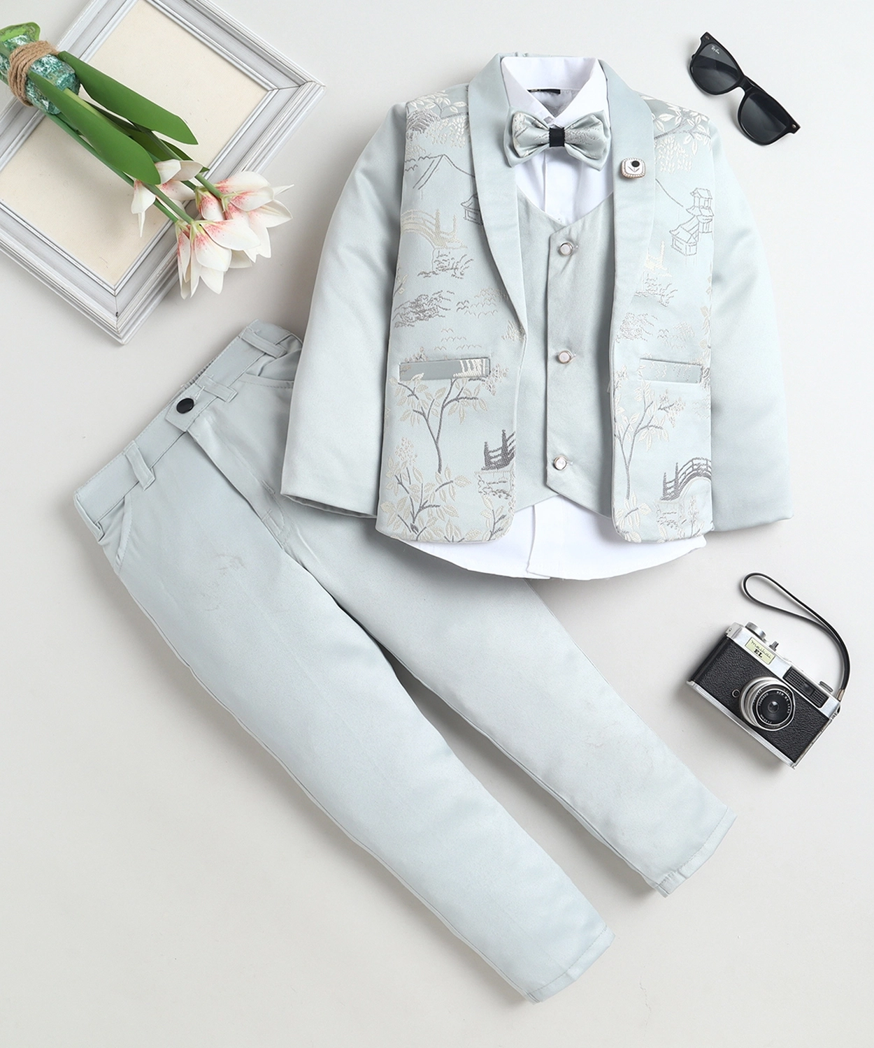 Jacquard Woven 3 Piece Suit Set With Bow