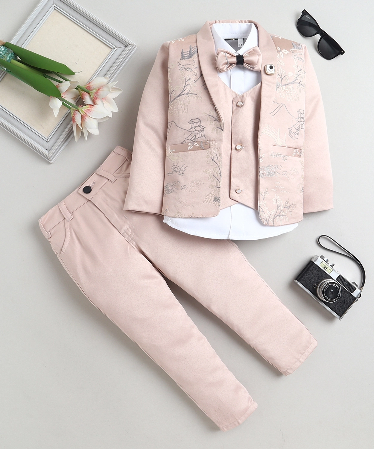 Jacquard Woven 3 Piece Suit Set With Bow