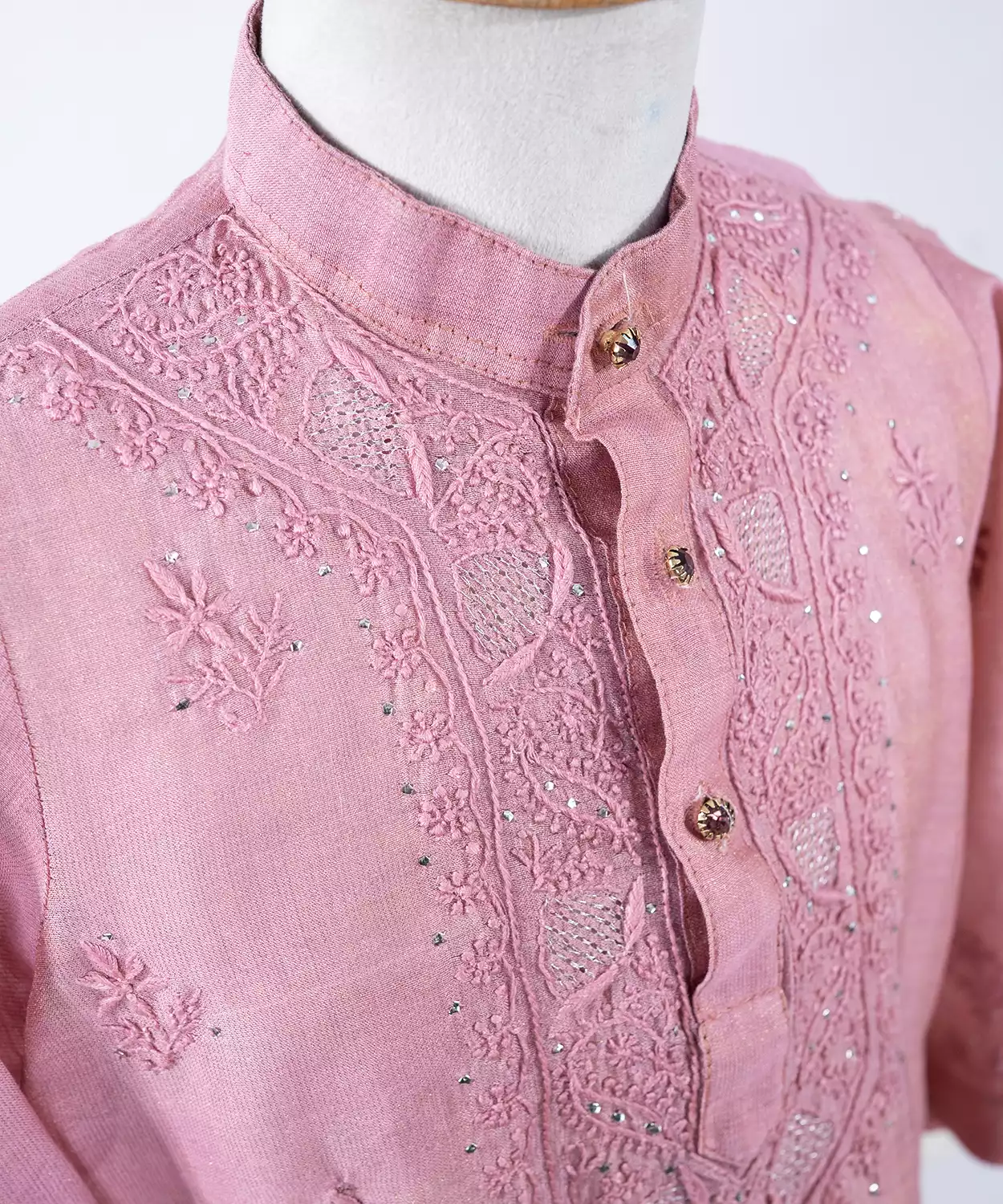 Chanderi Tissue Kurta With Bootis And Silver Aari Jaali Work