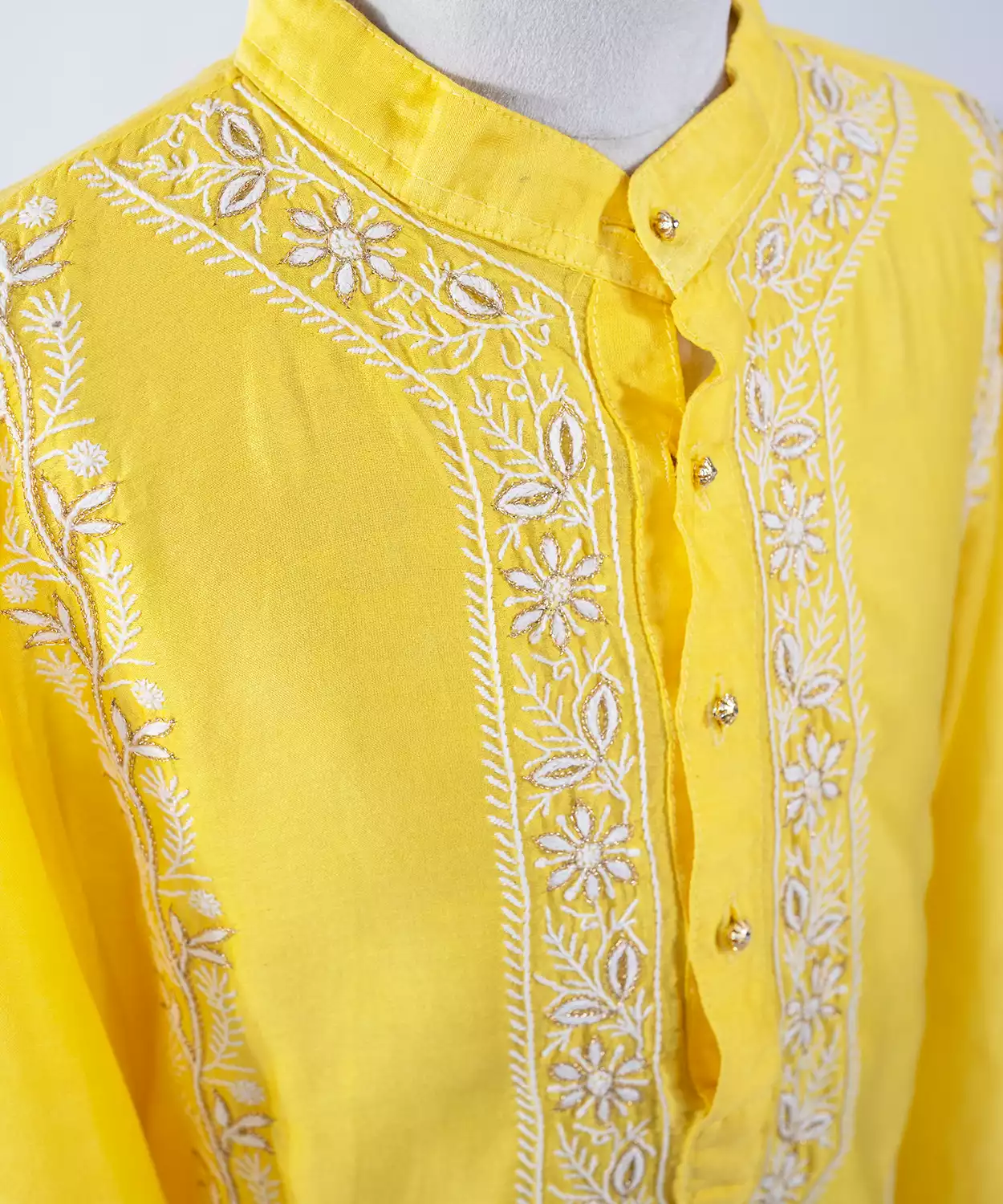 Yellow Chanderi Kurta With Chikankari In Delicate Lines And Golden Aari Work