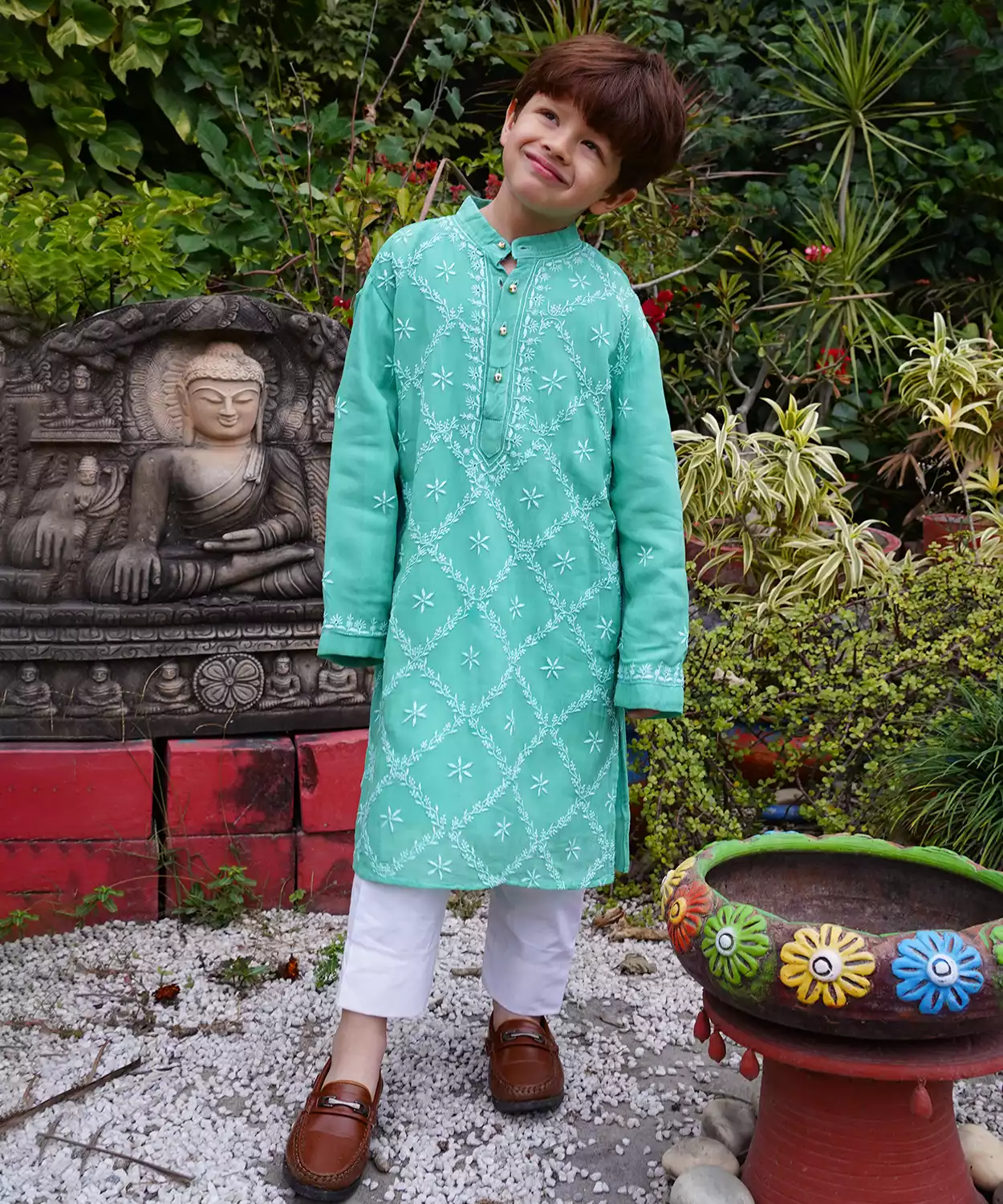 Chikankari Criss Cross Diamond Jaal Kurta