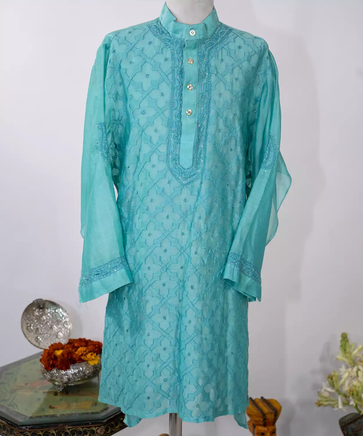 Unique Hexagon Chikankari Jaal Embroidered Kurta