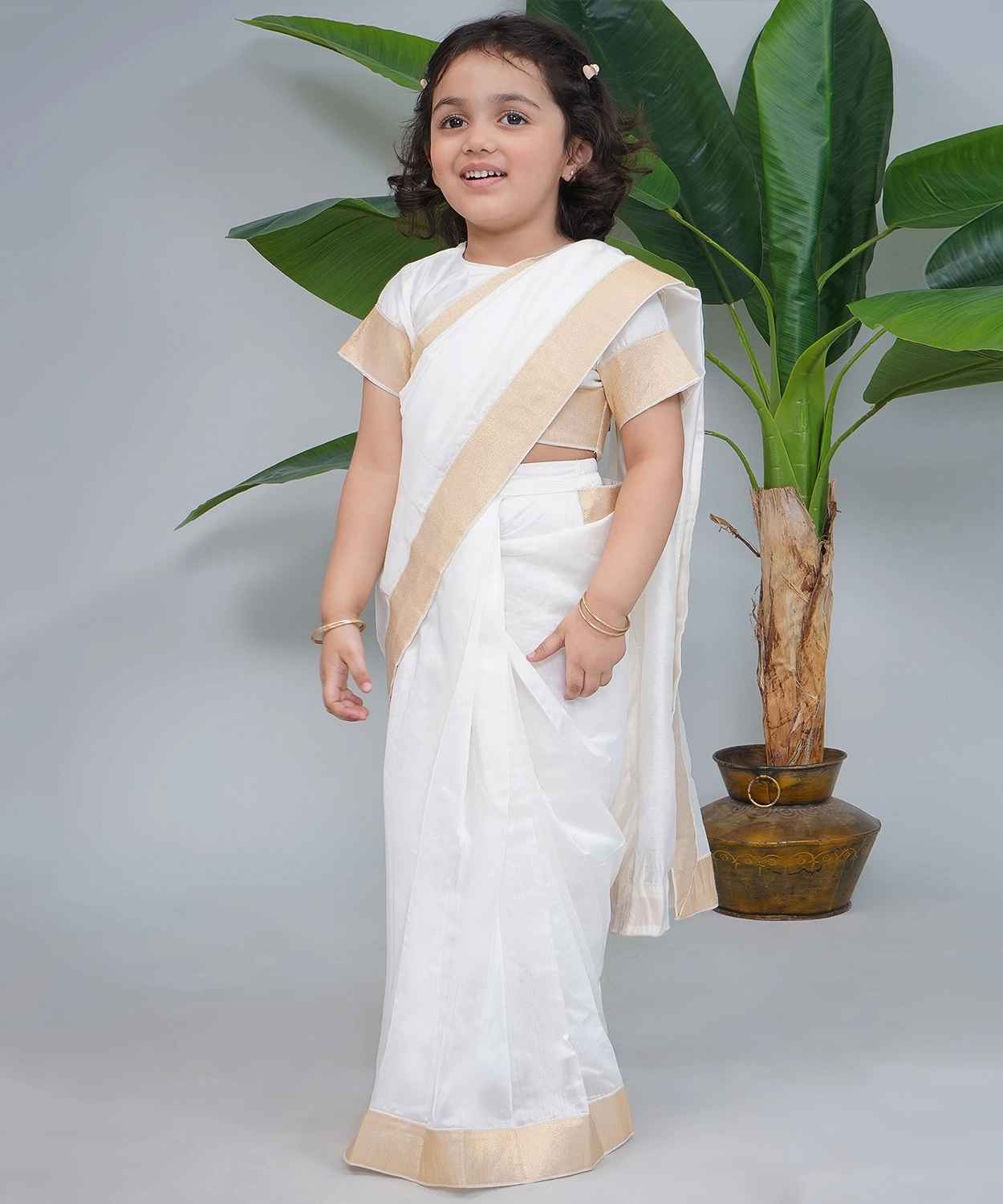 Short sleeves South Indian Blouse with Golden Zari Onam Saree - Cream