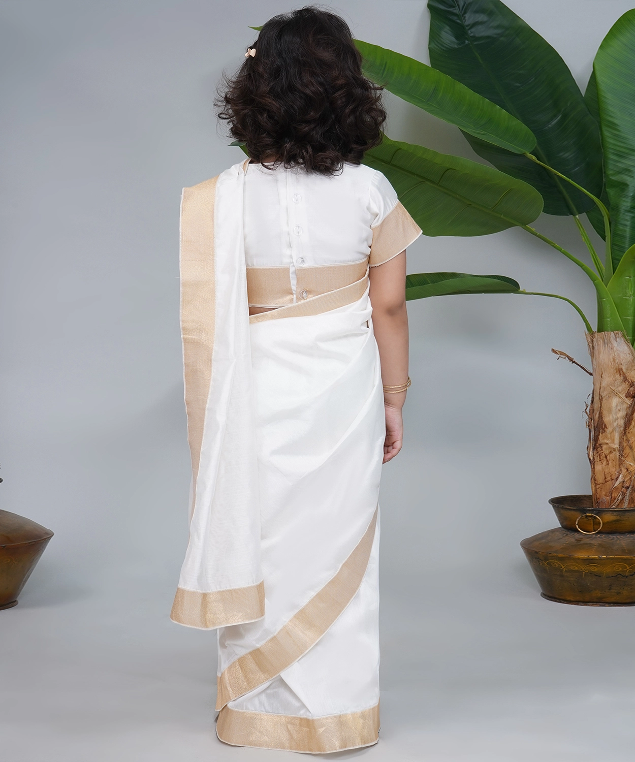 Short sleeves South Indian Blouse with Golden Zari Onam Saree - Cream