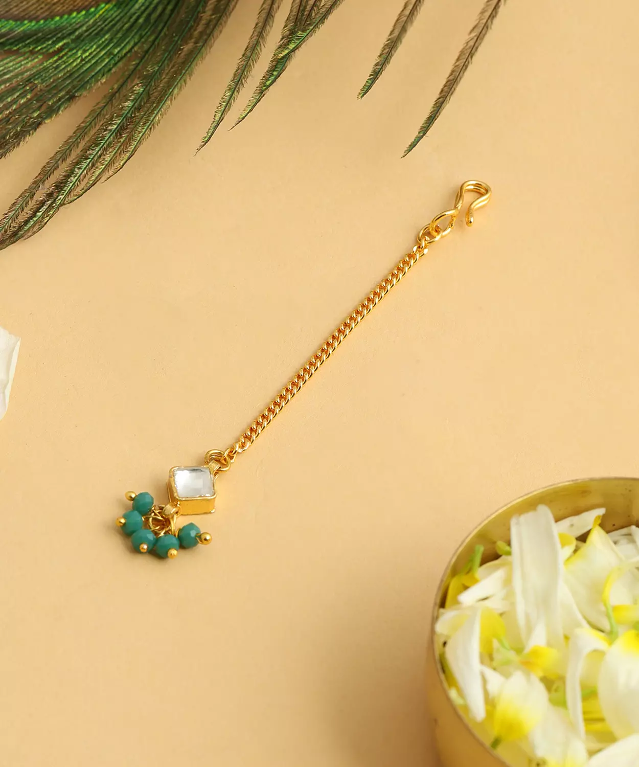 Minimalisr Maang Tikka