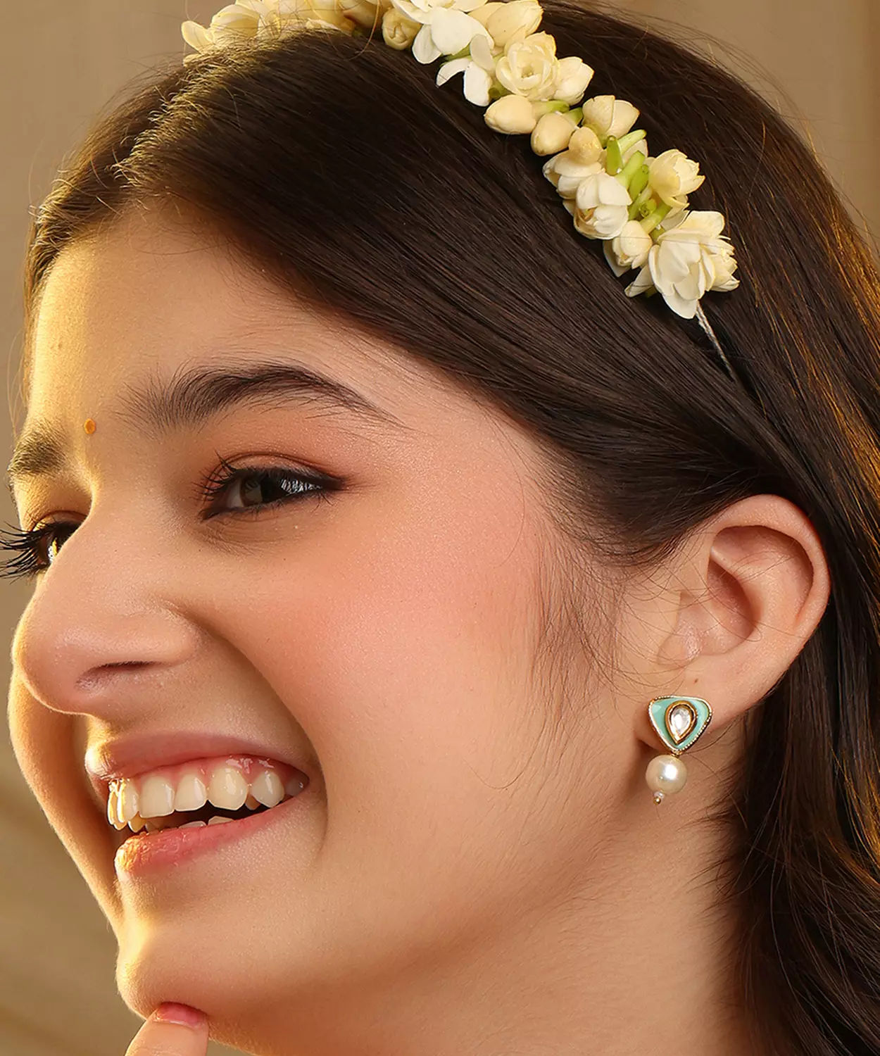 Ruhani Green Pearl Earrings