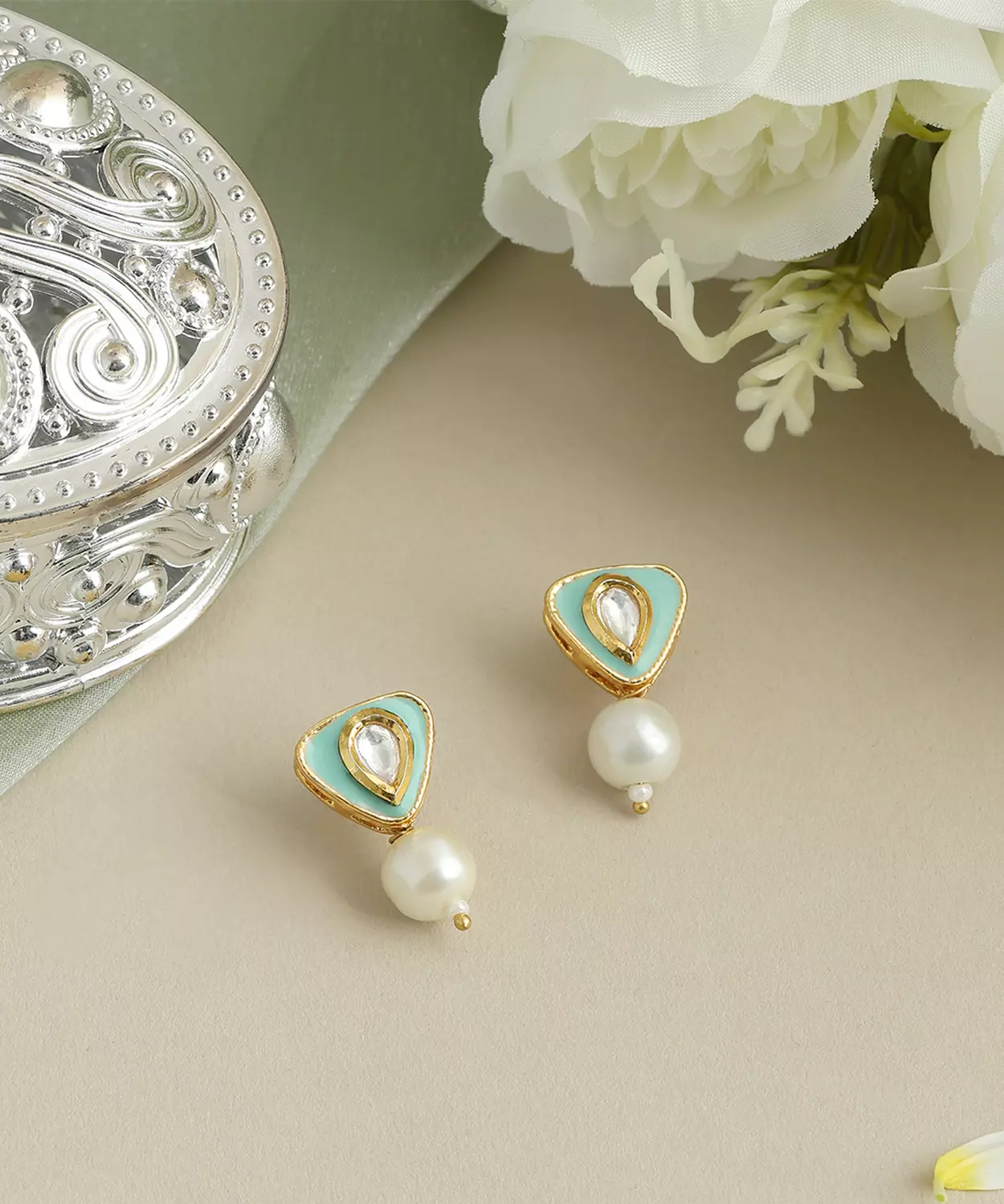 Ruhani Green Pearl Earrings