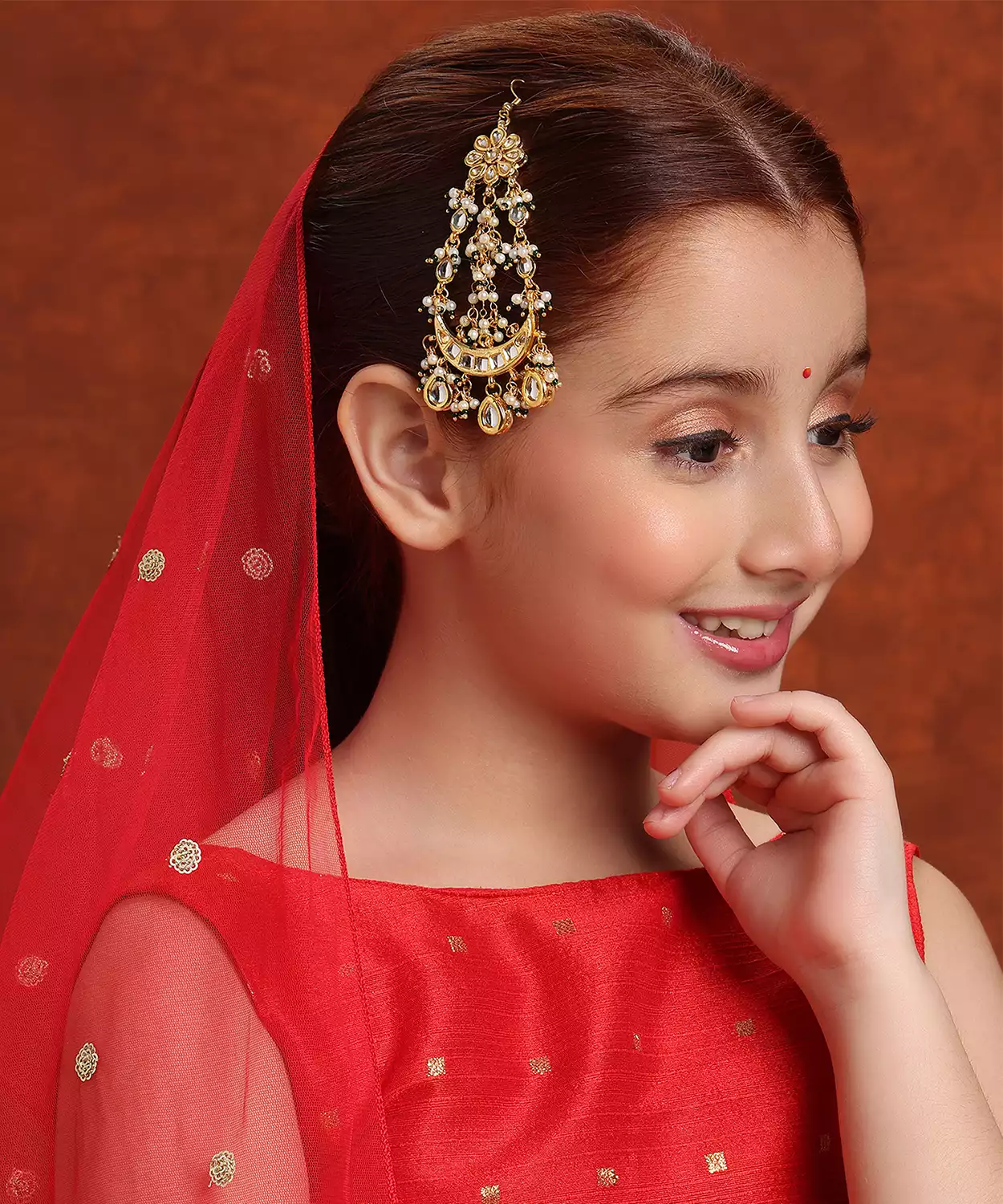 Kids Green Stone And Pearl Passa With Pearls In Gold Plated Brass