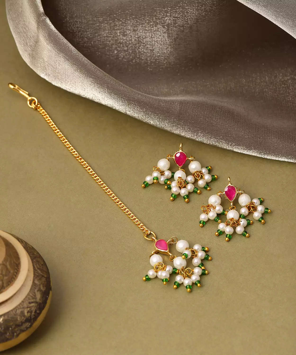 Tear Drop Shaped Earrings & Maang Tikka Jewelry Set