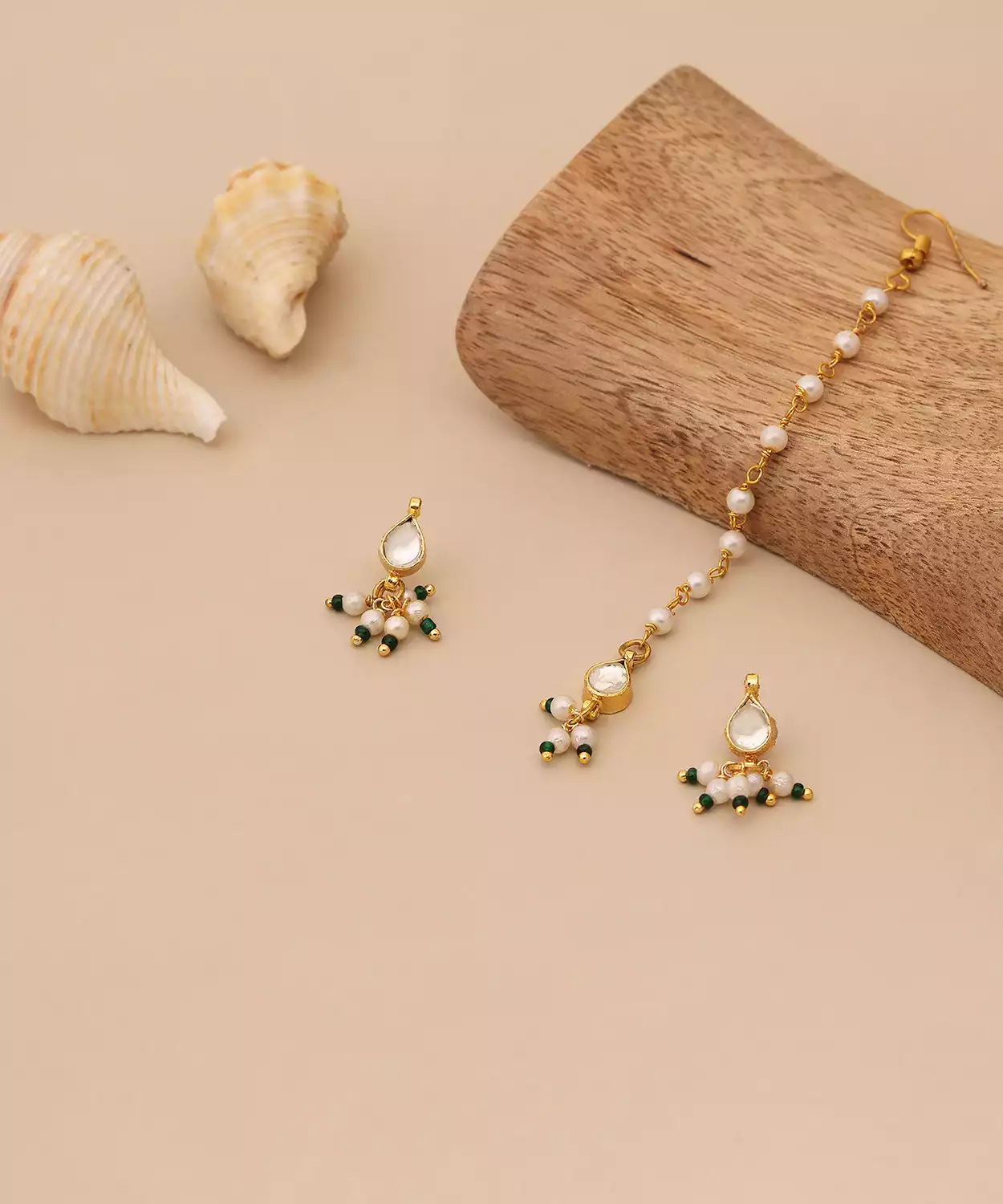 Tear Drop Shaped Earrings & Maang Tikka Jewelry Set