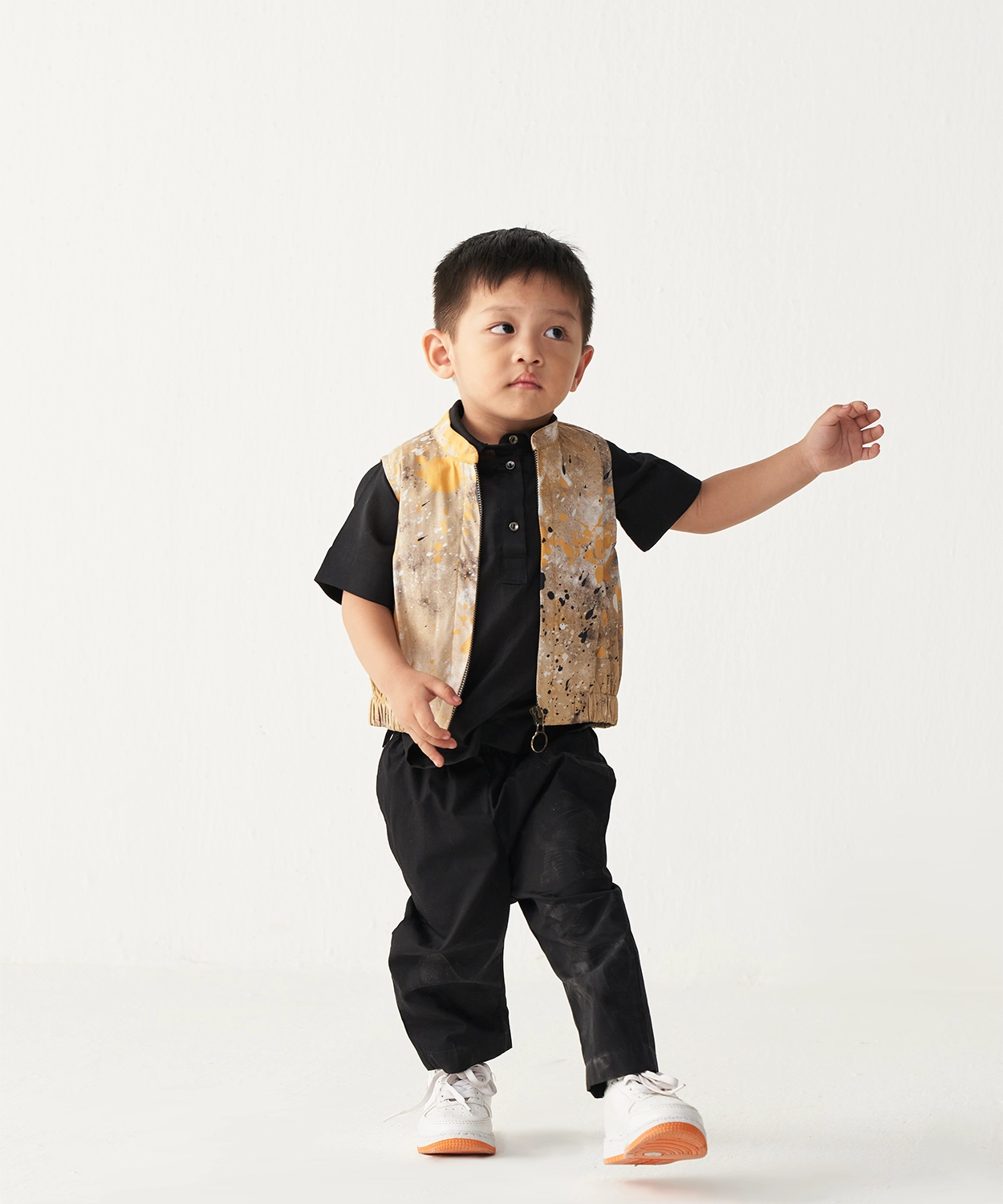 Painter Bomber Jacket With Balck Shirt