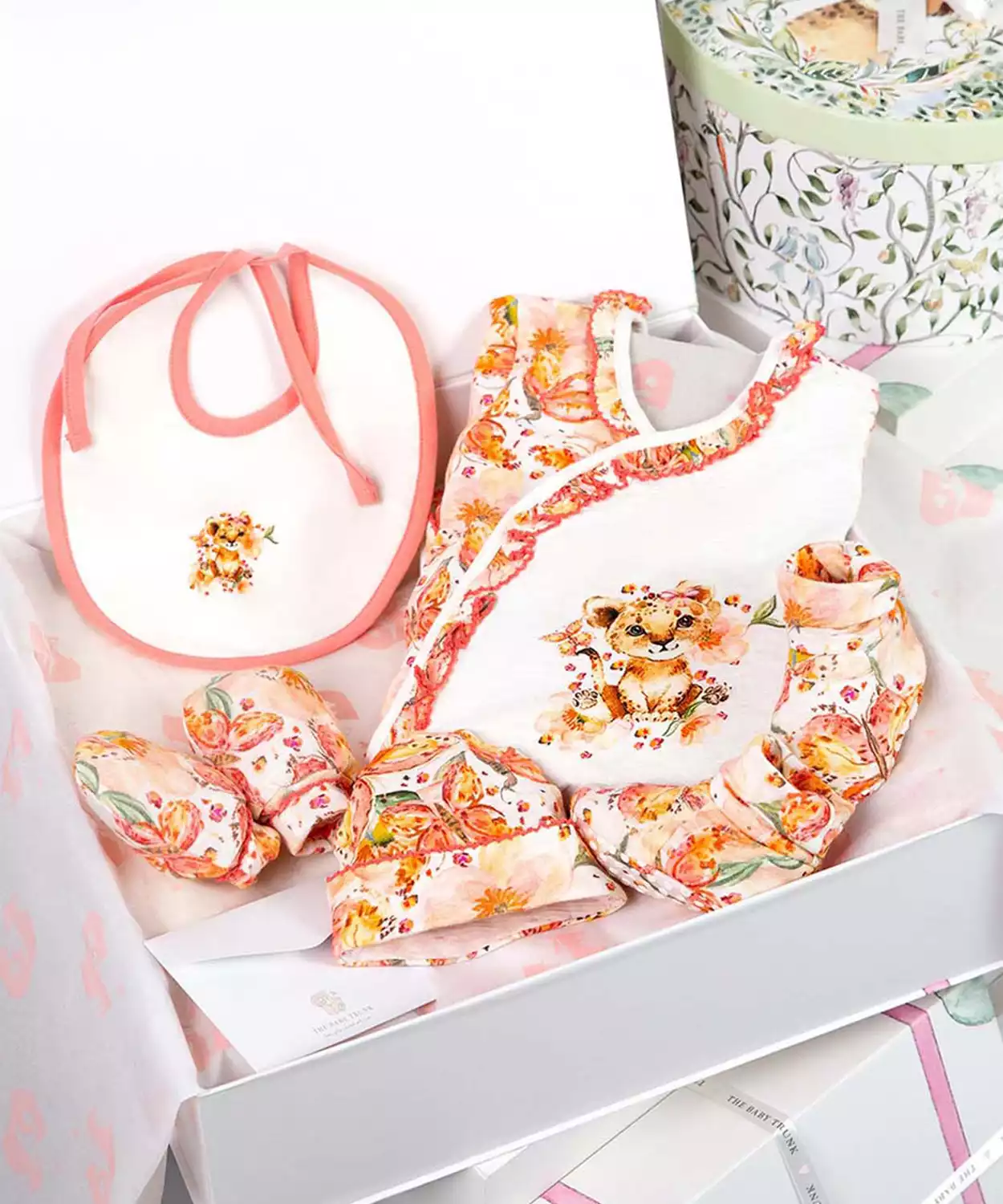 New Born Essential Pure Cotton Baby Apparel Gift Box Set of 5