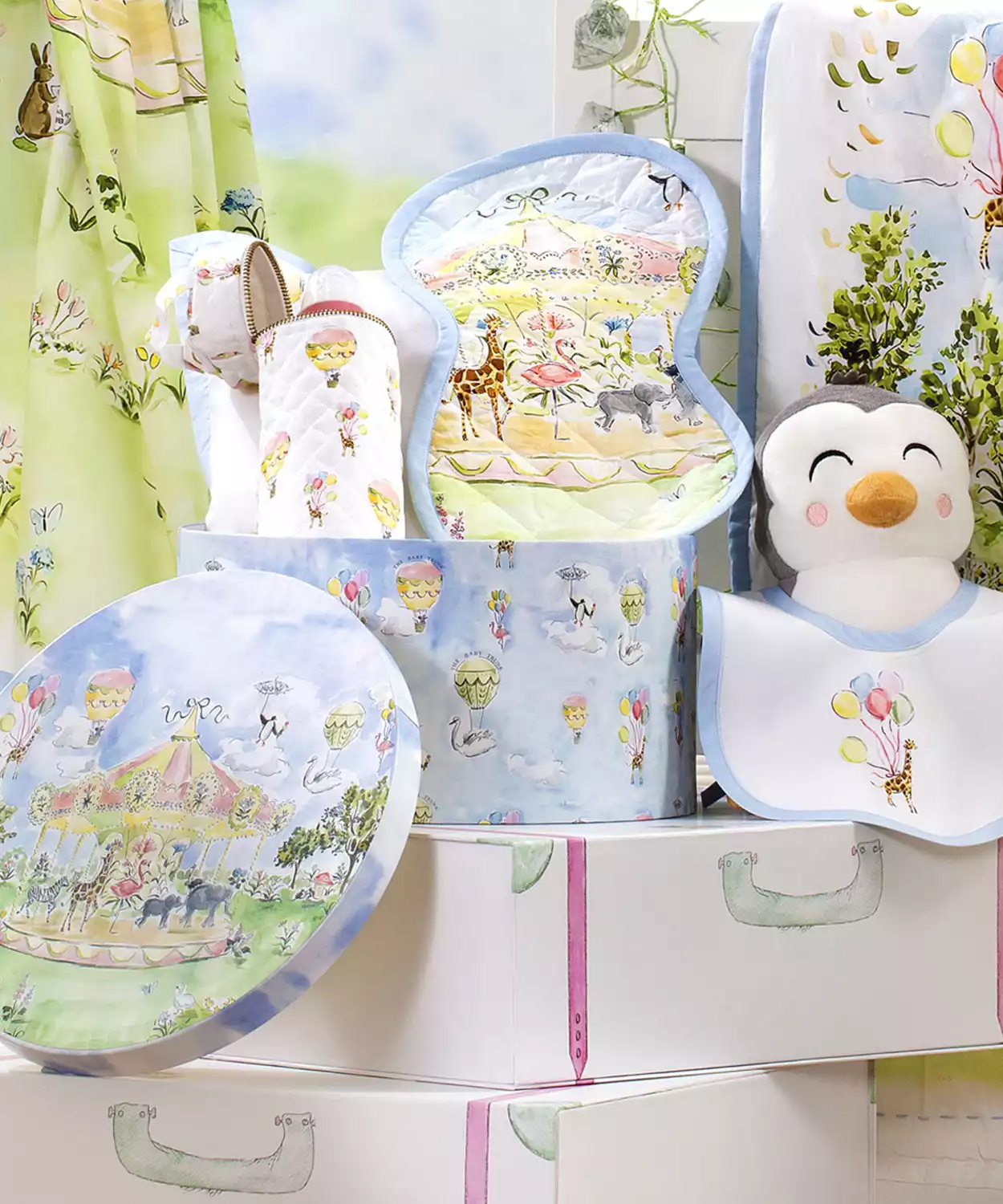 Carnival Print Classic Feed Box Set of Goodies (Pack of 3)