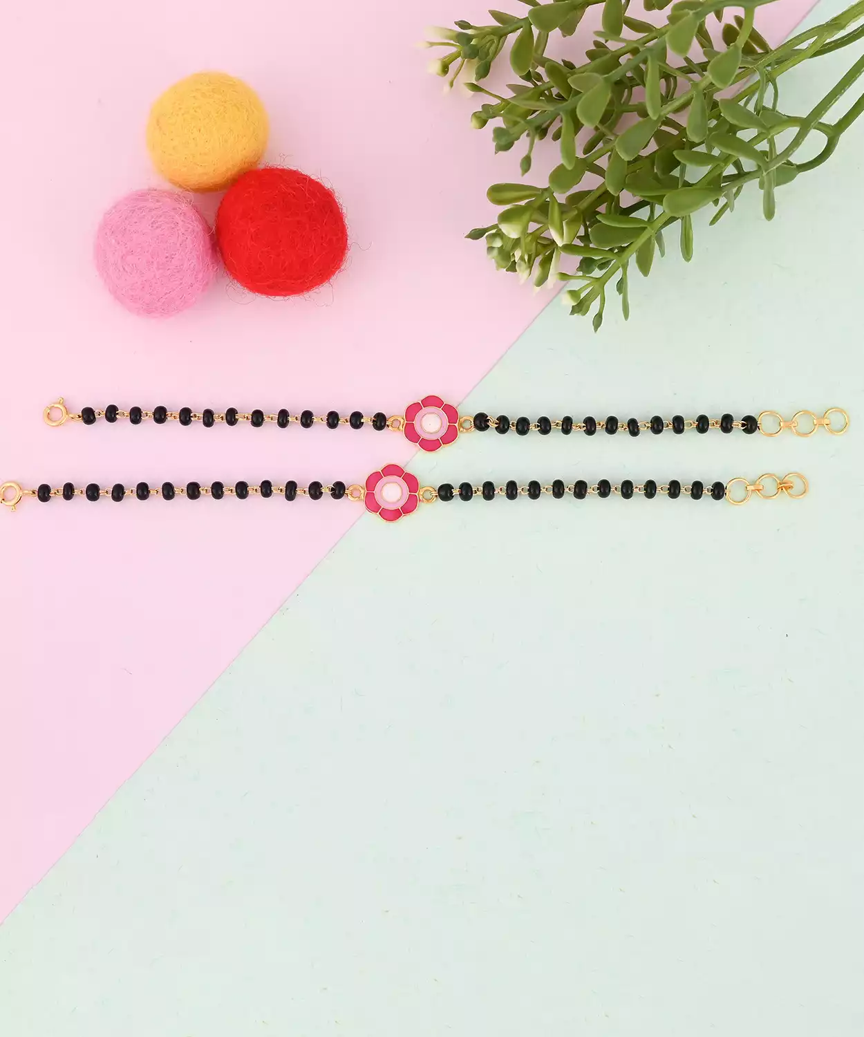 Pink Flower Nazariya Pair