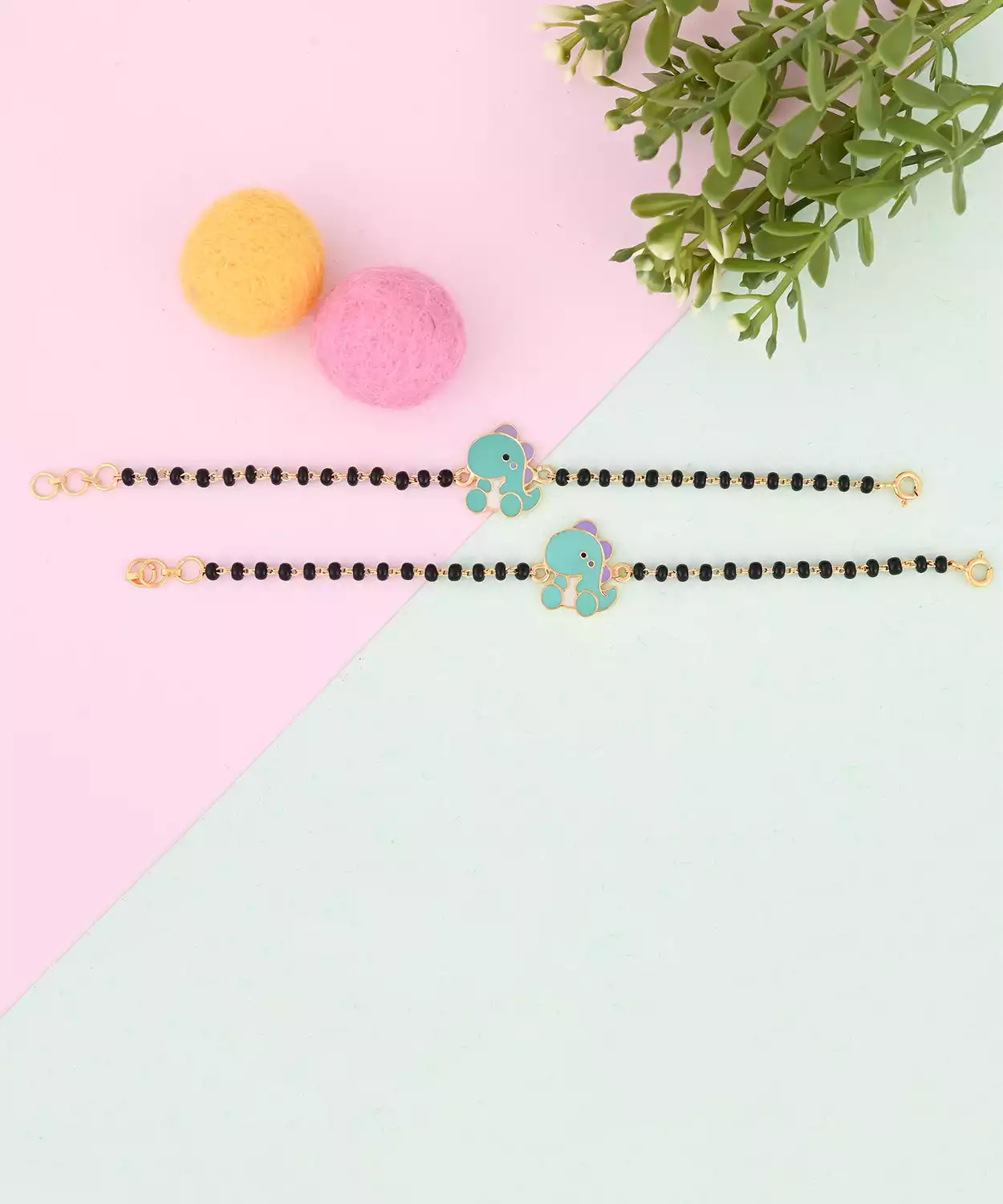 Dinosaur Nazariya Pair