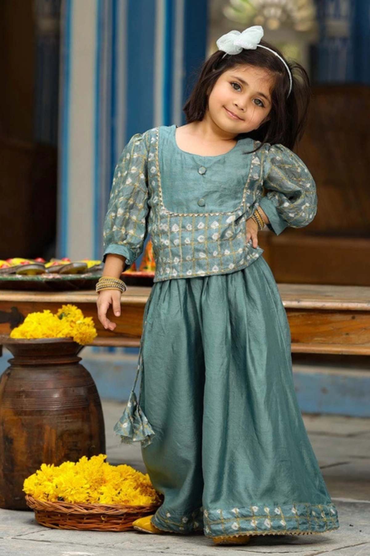 Grey Bhandej Kurta With Grey Skirt