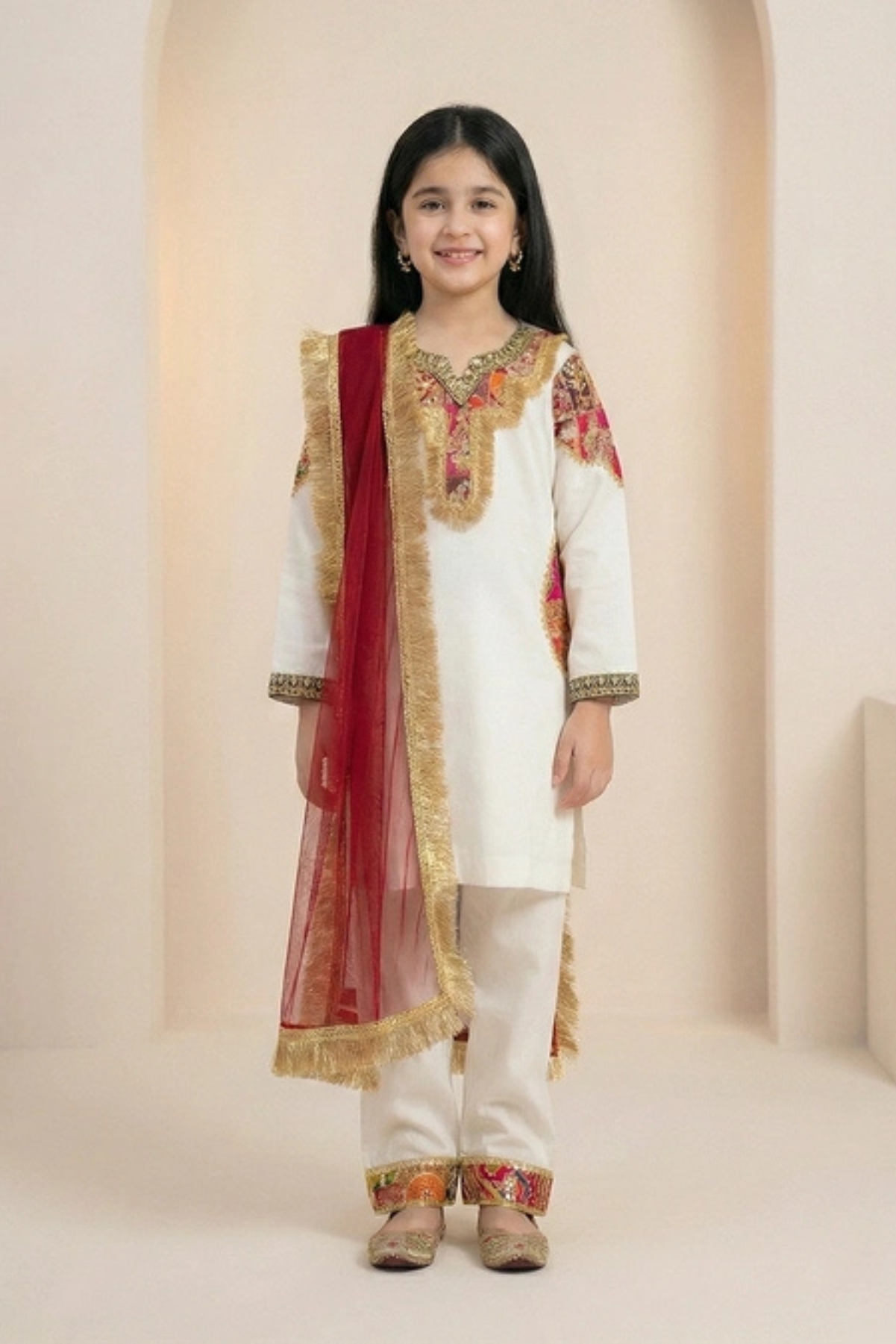 White Embroidery Patch kurta Set