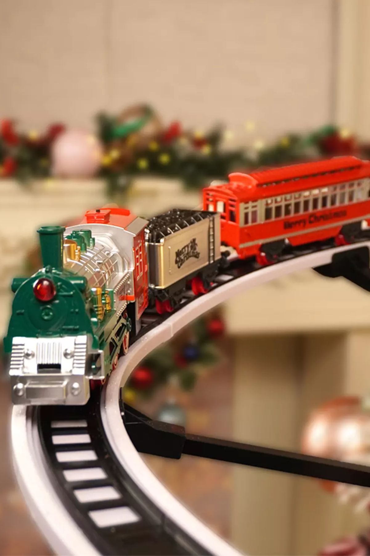 Train Around The Tree Set